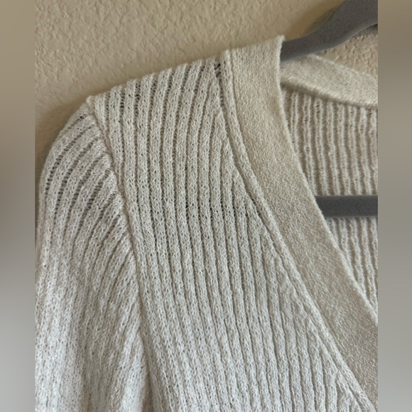 Women’s Divided (H&M) White Button Up Cardigan - Picture 7 of 9